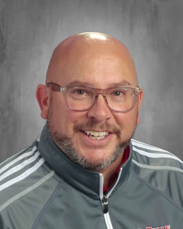 Chris Winiarski headshot