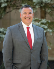 Headshot of Mike Overbey