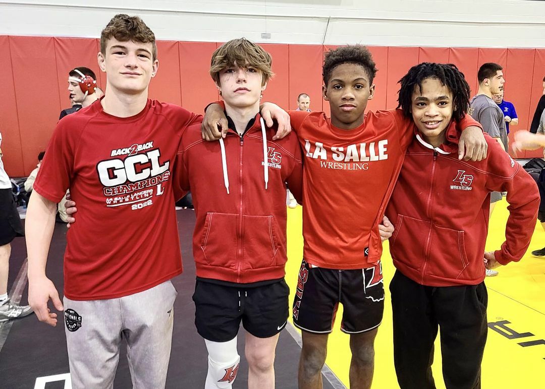 Picture of Wrestlers